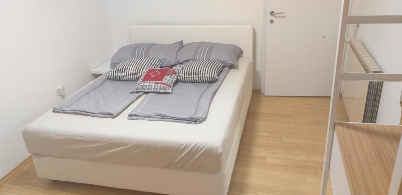 Love 2 Solkan Nova Gorica Exterior foto